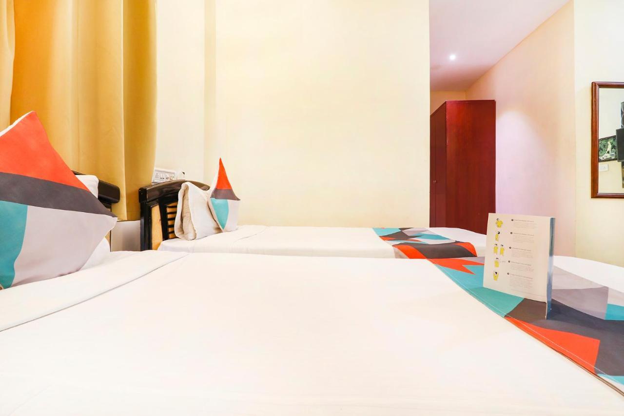 Fabexpress Mid Town Hotel Hyderabad Exterior photo